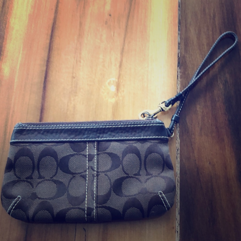 Coach wristlet - holds iPhone